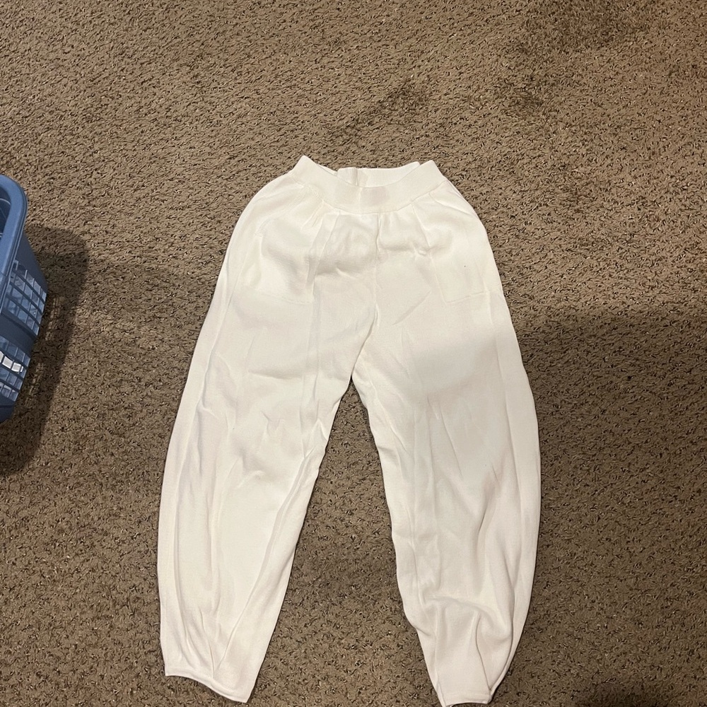 White Relaxed Knitted Joggers